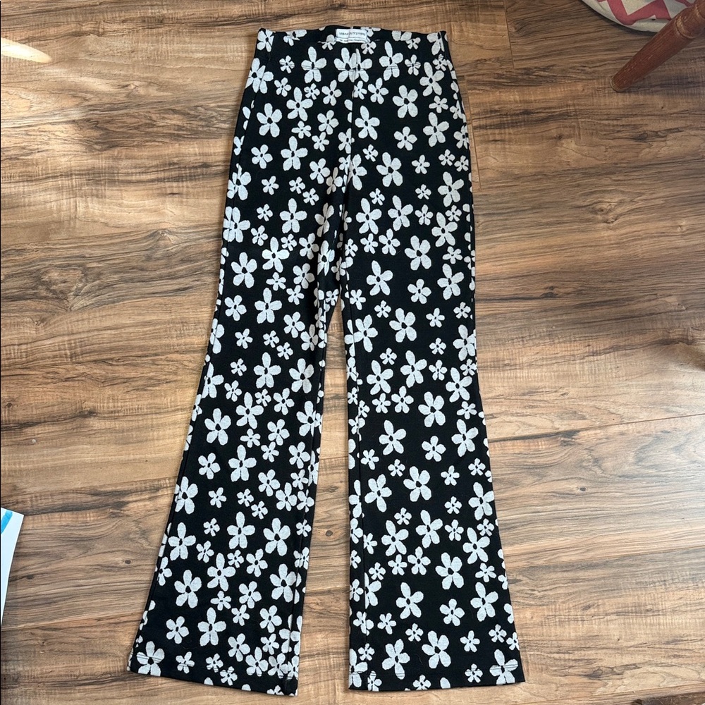 Urban Outfitters Black and White Floral Pants
